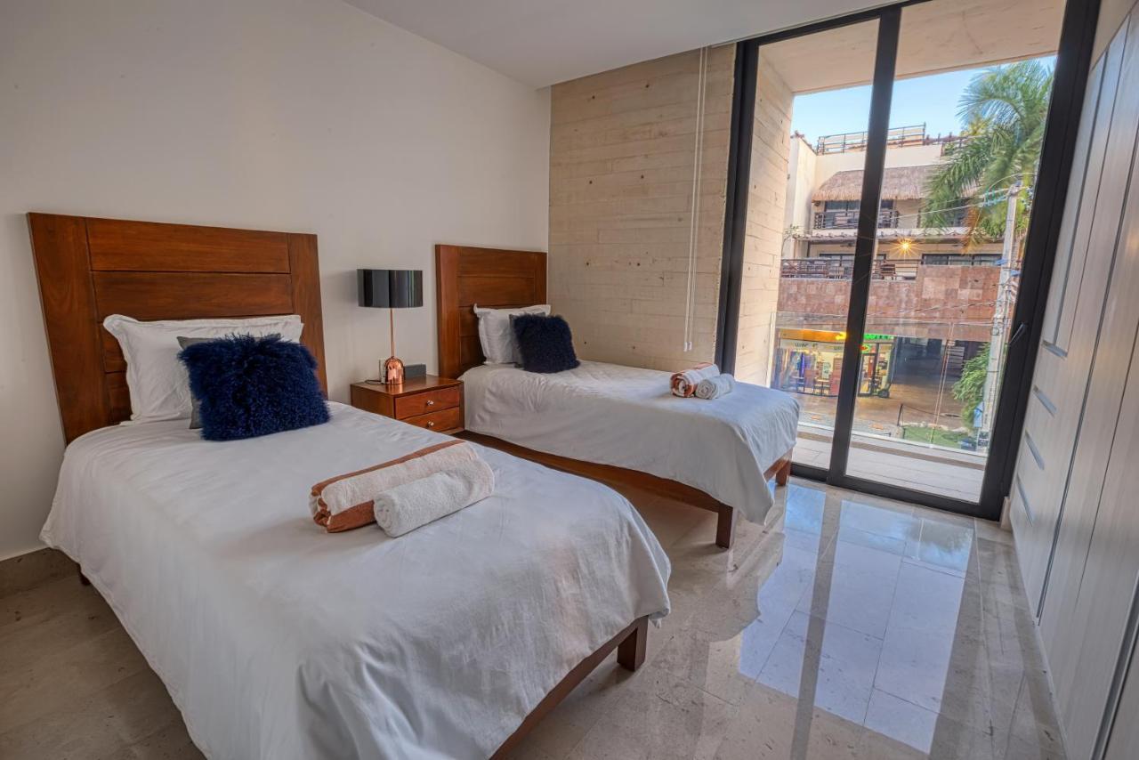 Astonishing Condo With Balcony In A Private Complex With Pool And Gym Playa del Carmen Exterior foto