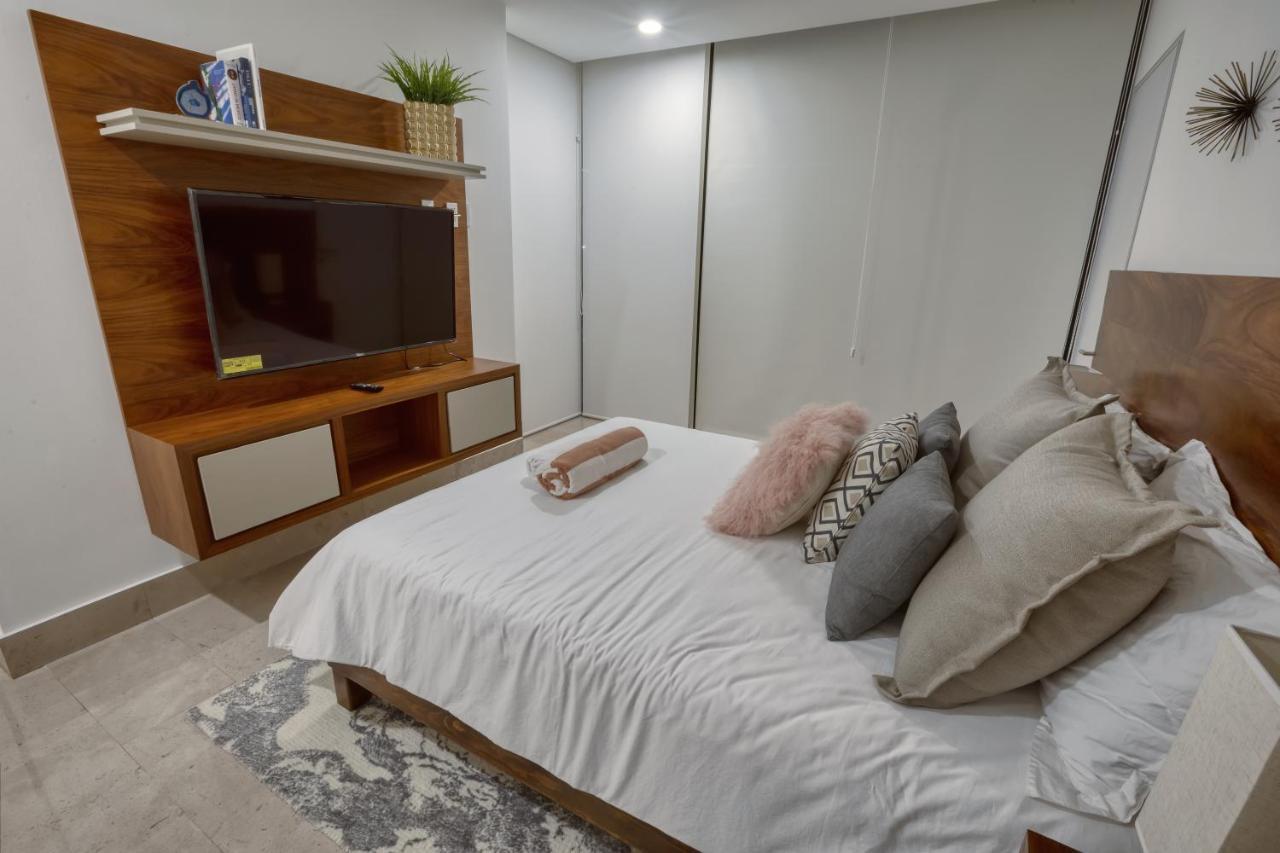 Astonishing Condo With Balcony In A Private Complex With Pool And Gym Playa del Carmen Exterior foto